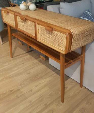 centrepiece_furnishing teakwood webbing Console side