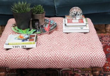 centrepiece_furnishing pink foot stool style